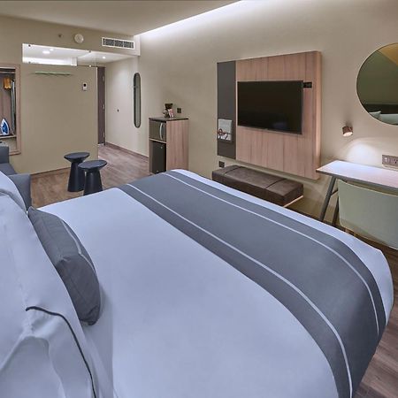 City Express Plus By Marriott Тихуана Экстерьер фото